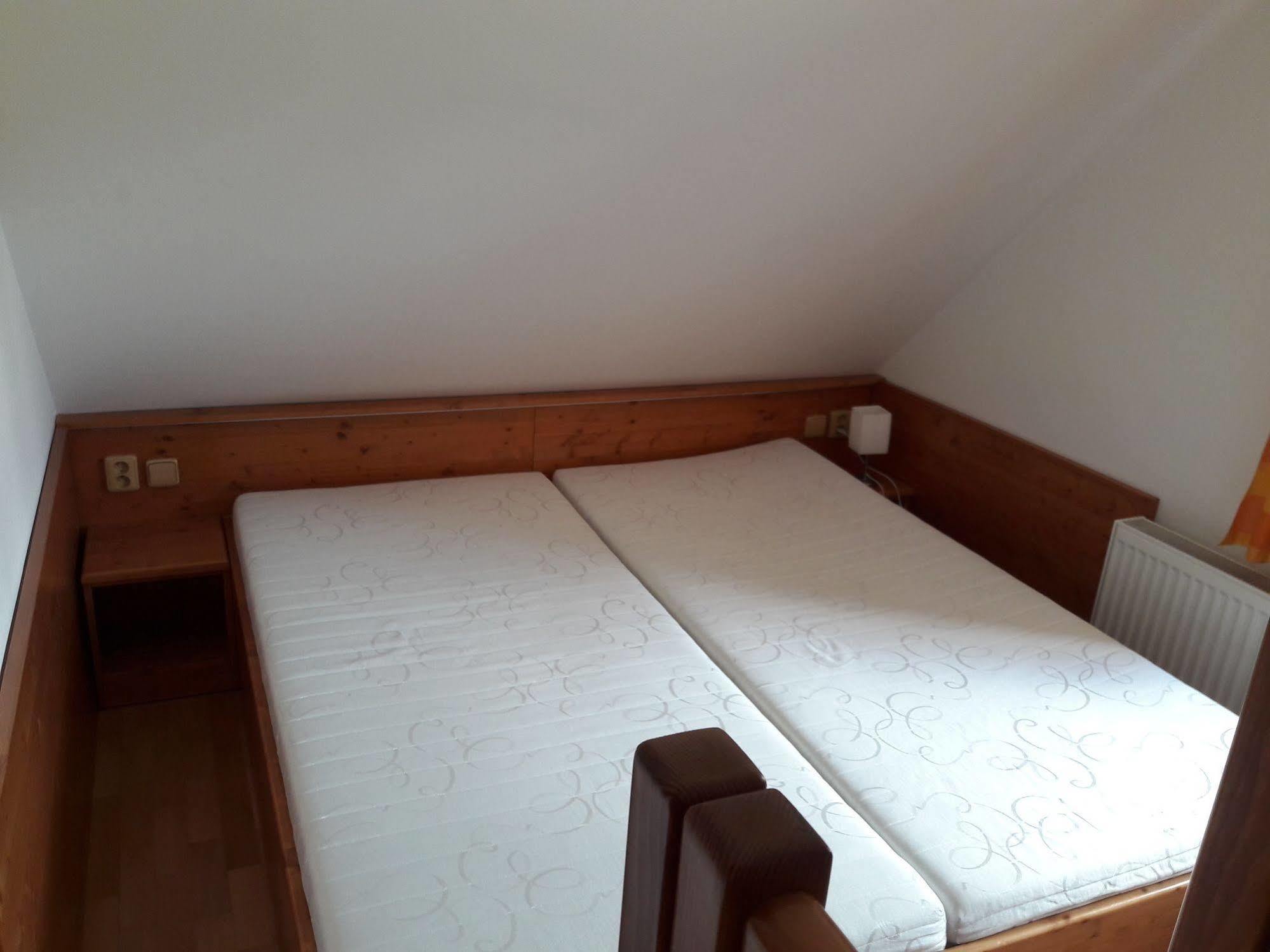 Hotel Lidicka Bouda Pec pod Snezkou Exterior foto